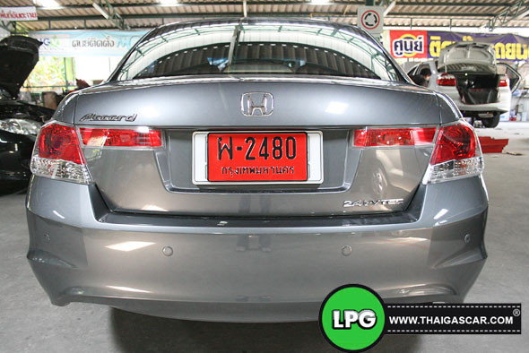 new accord g8 หลังรถ