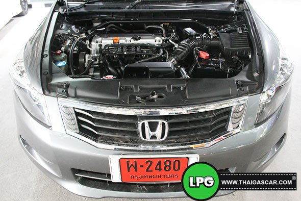 new accord g8 ห้องเครื่องที่ติดตั้งหัวฉีดแล้ว