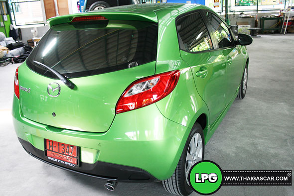 mazda 2 ติดแก๊ส