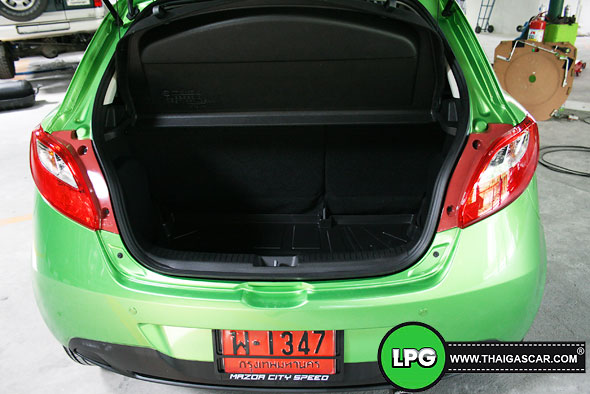 mazda 2 ติดแก๊ส