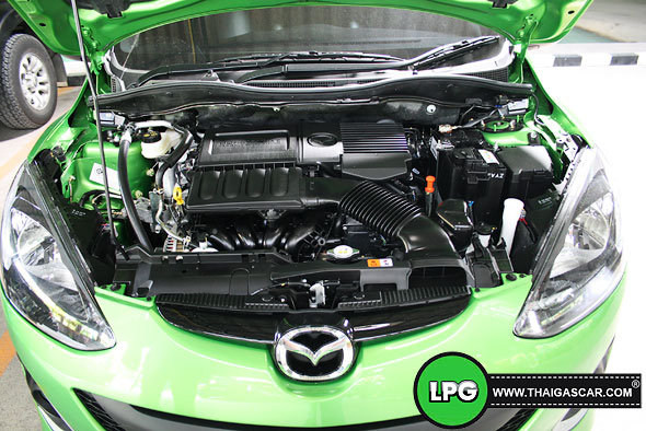 mazda 2 ติดแก๊ส