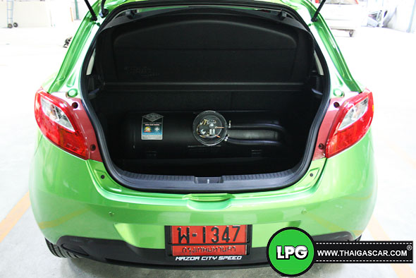 mazda 2 ติดแก๊ส