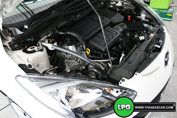 mazda 2 ติดแก๊ส