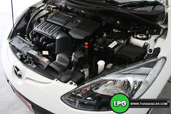 mazda 2 ติดแก๊ส