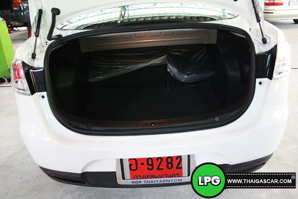 mazda 2 ติดแก๊ส