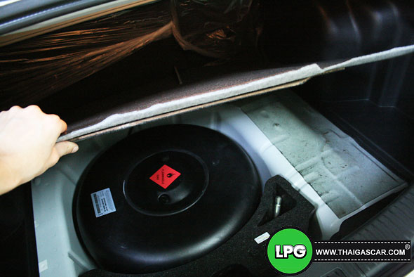 mazda 2 ติดแก๊ส