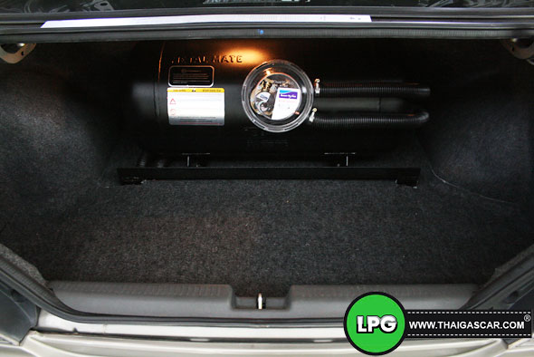 lancer cedia ติดแก๊ส