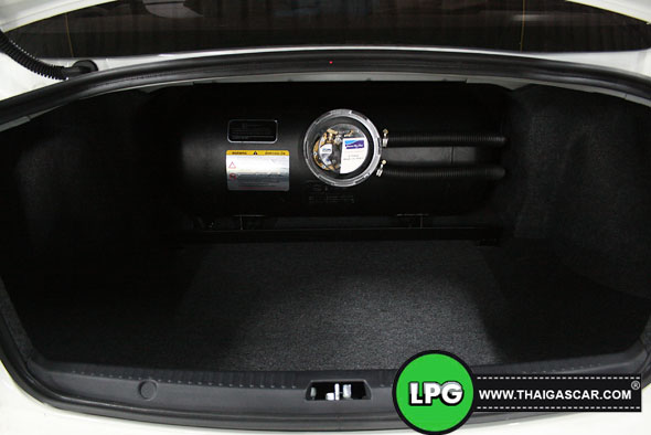mitsubishi laner ex ปิด G-Liner ครอบถังแก๊สอย่างสวยงาม