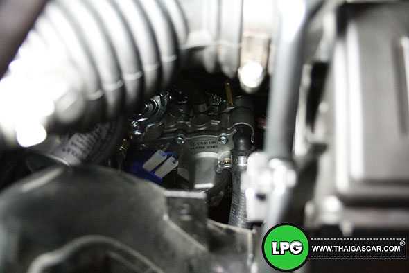 nissan tiida hatchback รูปหม้อต้ม