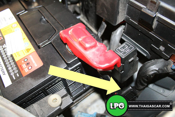 proton gen2 ฟิวส์แก๊สที่แบตเตอรี่