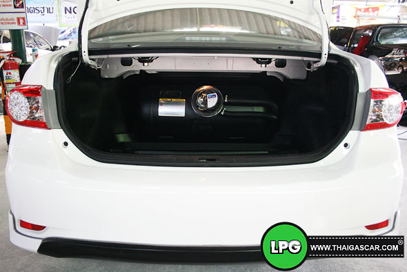 toyota altis dualvvti 1.6 ถังแก๊ส LPG ติดตั้งเสร็จแล้ว