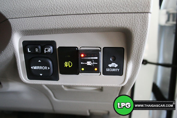 toyota altis dualvvti 1.6 บอกปริมาณแก๊ส ตามระดับเข็มในถัง