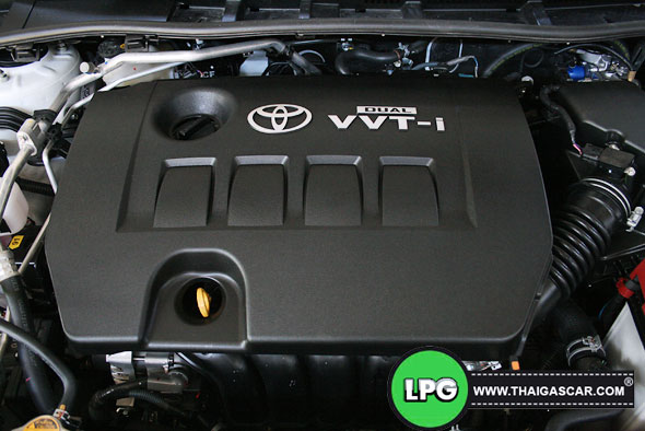 toyota altis dualvvti 1.6 ห้องเครื่อง ติดแก๊สเสร็จแล้ว เครื่องยนต์