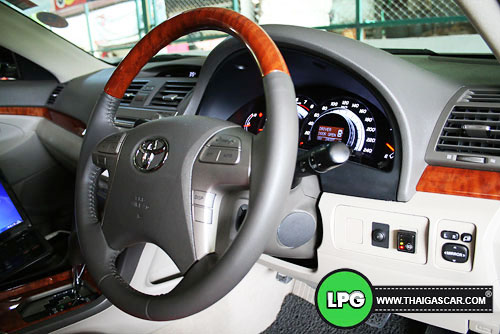 new camry ติดแก๊ส