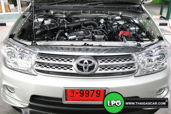 fortuner ติดแก๊ส 09