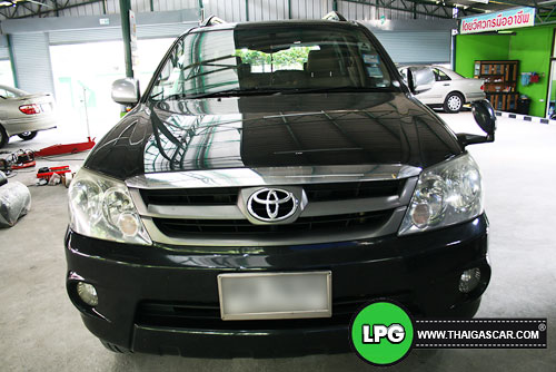 fortuner ติดแก๊ส