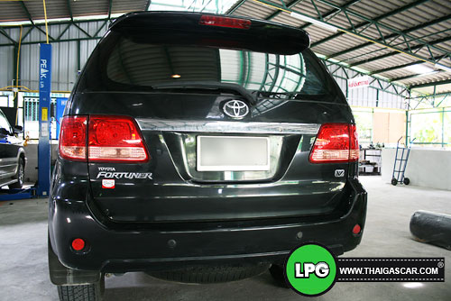 fortuner ติดแก๊ส