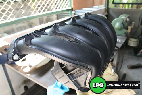 new altis ติดแก๊ส