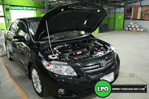 new altis ติดแก๊ส